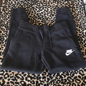 Girls Nike joggers